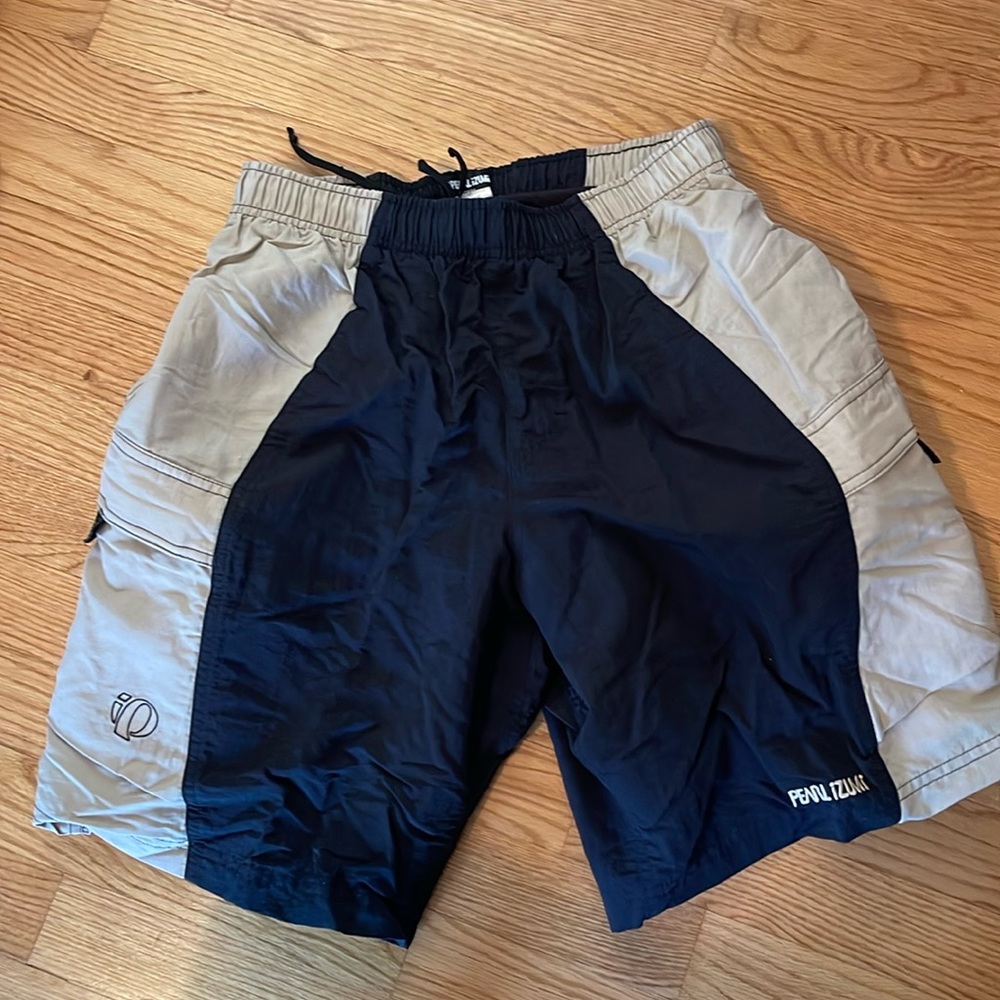 Pearl Izumi cycling bike shorts black & Khaki with built in padding size Medium
